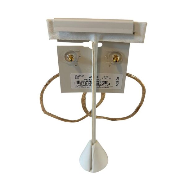 Gorgeous Stone Hammered Gold Toned Hoops. - Picture 5 of 6